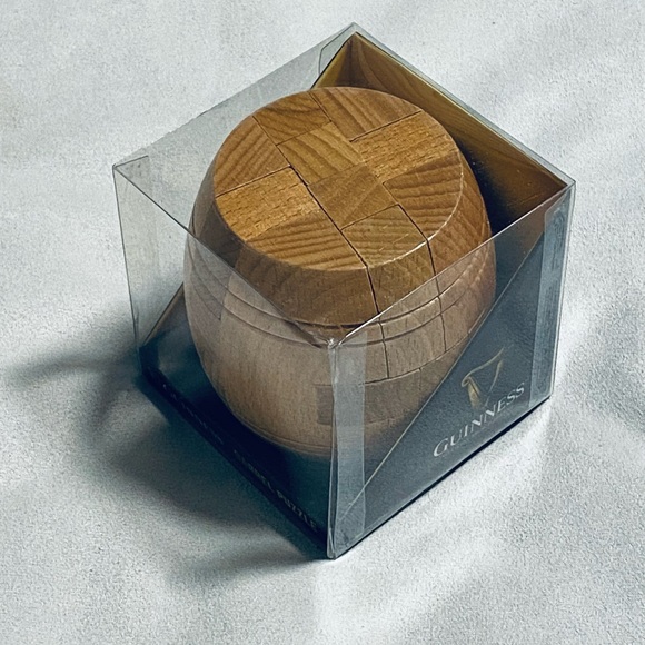 GUINESS Barrel Puzzzle - Picture 3 of 5